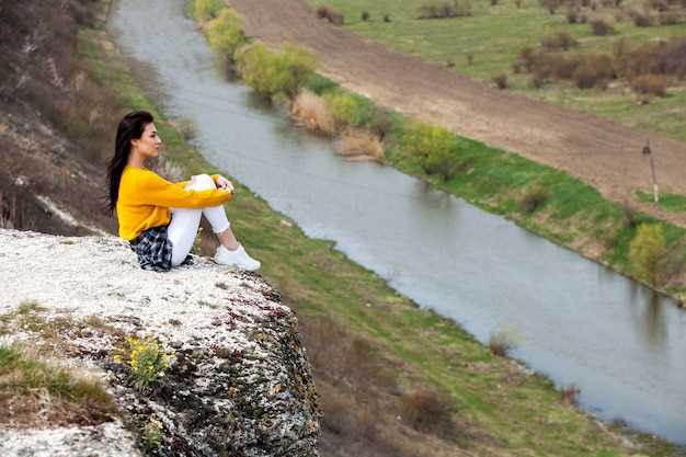 Приятное времяпрепровождение - рыбалка на форель в прозрачных ручьях Курганской области Ловля форели в кристально чистых ручьях Курганской области.