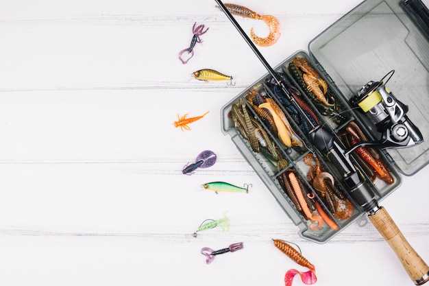 1. Пластиковые коробки